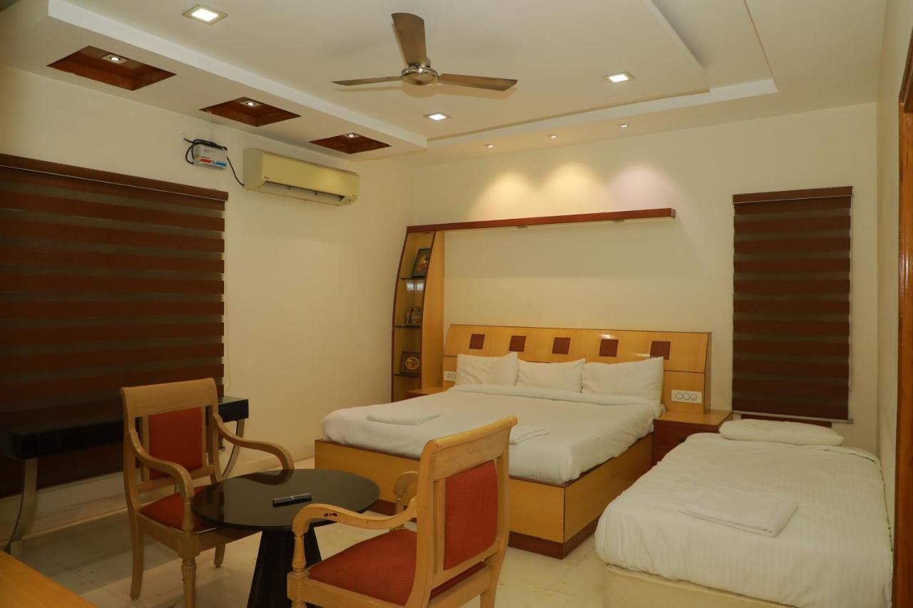 Hill View Paradise - 2Bhk'S & Rooms - A Golden Group Of Premium Home Stays - Tirupati Exterior foto