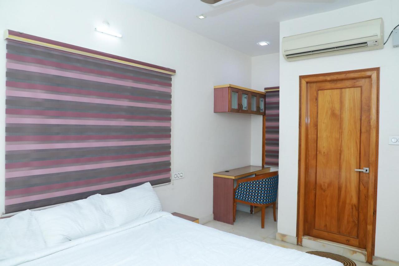Hill View Paradise - 2Bhk'S & Rooms - A Golden Group Of Premium Home Stays - Tirupati Exterior foto
