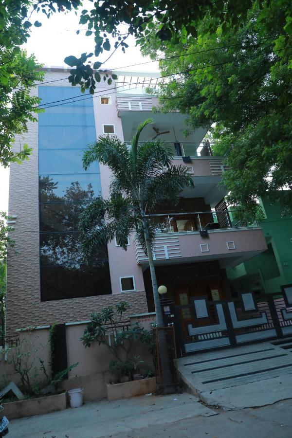 Hill View Paradise - 2Bhk'S & Rooms - A Golden Group Of Premium Home Stays - Tirupati Exterior foto